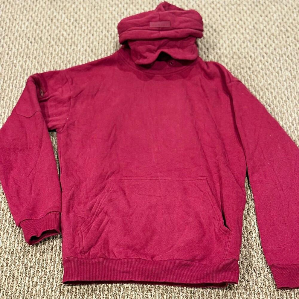 Comfrt Women's Berry Pink Travel Essential Pullover Hoodie M